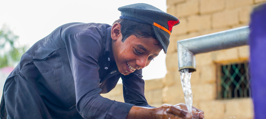 Donating a Water Well: What the Hadith Says and How It Works
