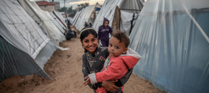 Your donations helped us provide rain-resistant tents with ground waterproofing for displaced Palestinian families in Gaza.
