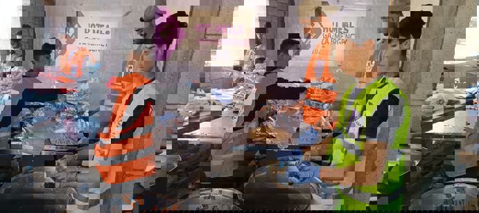 In Dier Al Balah in Gaza, Human Appeal distributed 8,704 hot meals to families that had been displaced by the ongoing conflict, helping them meet their basic needs. 