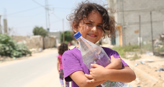 Clean Water in Al Zohoor Camp