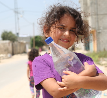 Clean Water in Al Zohoor Camp