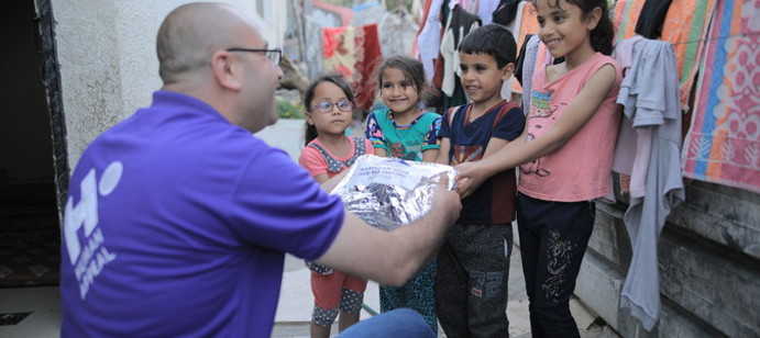 In Ramadan, 575,073 hot meals provided globally