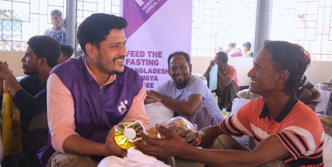Feed the Fasting In Rohingya 