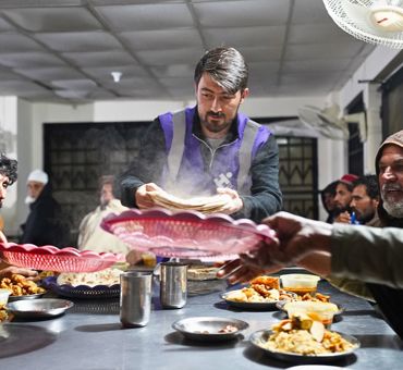 Pakistan Ramadan Hot Meals