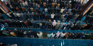 Why Muslims Give Sadaqah on Fridays — and How to Make It a Habit